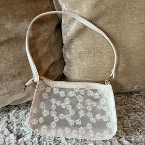 Cute translucent mini daisy bag
